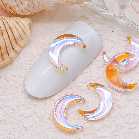 Шармы (фигурки) для ногтей Полумесяц 11х9 мм (1 шт), оранжевое сияние