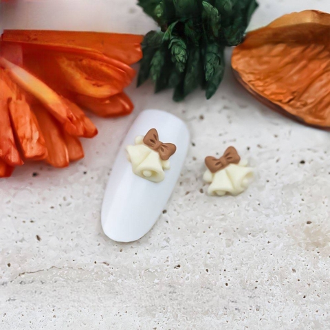 Шармы (фигурки) для ногтей К-625 Колокольчик 9х10 мм (1 шт), молочно-коричневые