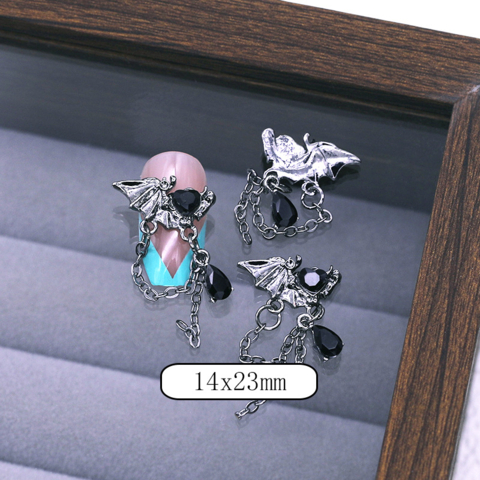 Шармы (фигурки) для ногтей Крыло No. 14 14х23 мм (1 шт) серебристые