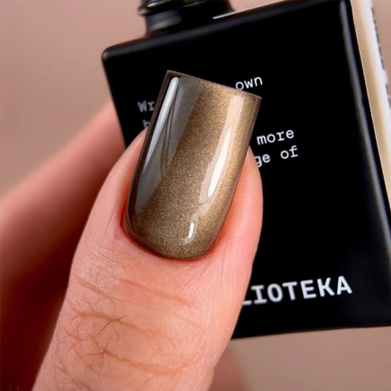  Гель-лак Biblioteka Cat Eye Night Rays №05 Amber Ray Теплий золотистий 10 мл, фото 4