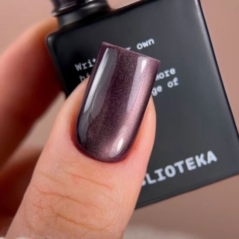 Гель-лак Biblioteka Cat Eye Night Rays №08 Plum Glow Сливовое сияние 10 мл, фото 5