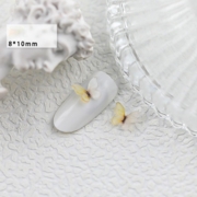 Шармы (фигурки) для ногтей HD-B1 Бабочка 8х10 мм (1 шт), желто-белые