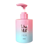 Крем увлажняющий ламелярный Luna Hand Cream Strawberry Dessert 300 мл, фото 1