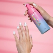 Пенка мицеллярная увлажняющая Luna Coconut Foam с ароматом кокоса 150 мл, фото 2