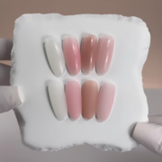 Топ камуфлирующий Biblioteka Gloss Cover Top №01 Veil Полупрозрачный молочный 10 мл, фото 3