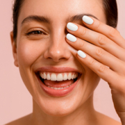 База камуфлирующая TUFI Profi Cover Base №01 Milk молочная 10 мл, фото 7