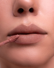 Помада матовая бархатная Zola Lip Souffle 04 Nude Haze, фото 5
